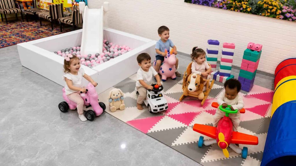 niños divirtiéndose